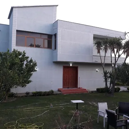 Villa Ne *